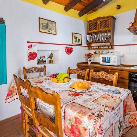 Casa Rosa, Con Encanto Y Piscina Climatizada فريجيليانا المظهر الخارجي الصورة